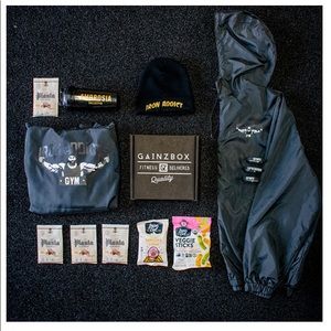 Gainz Box - Iron Addict - December 2020
